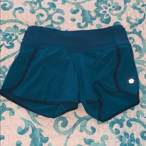Lululemon Shorts Size 2 ✨